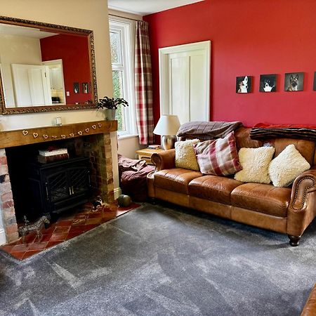Luxury Isla Cottages, Bourne! Dog-Friendly, Countryside Views, Garden, Parking, 5Mins Pubs - Family Holiday エクステリア 写真